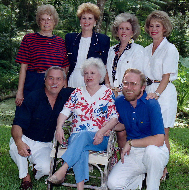 Junior Family 1992