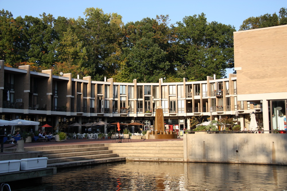 Lake Anne plaza is a special place..but it is time to contune down the path