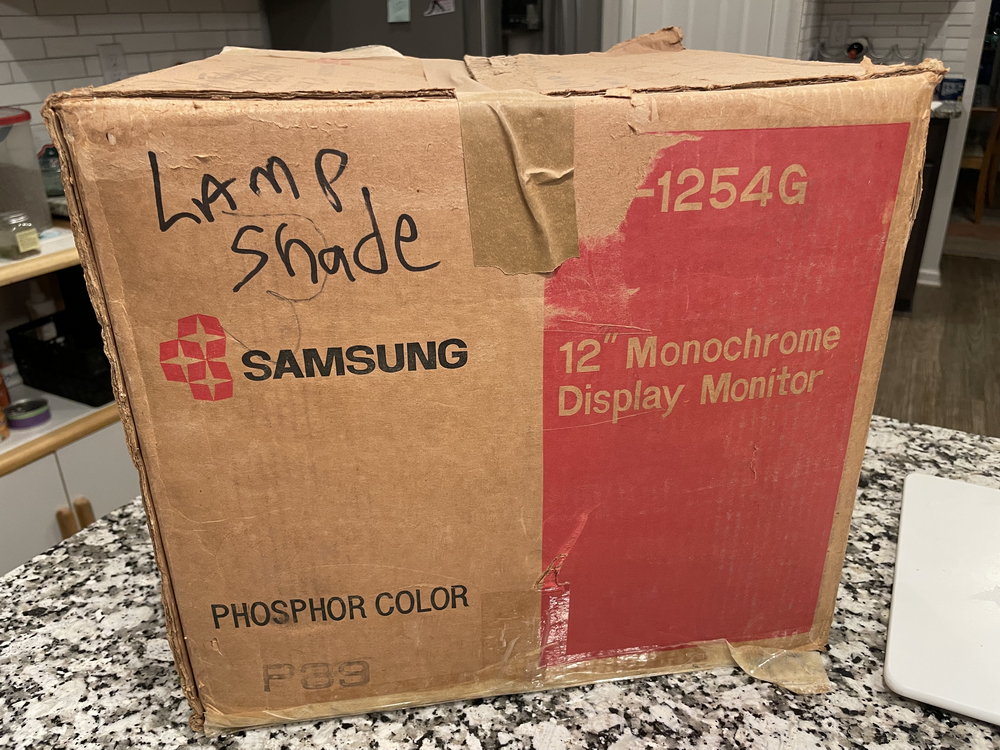 Lamp shade box