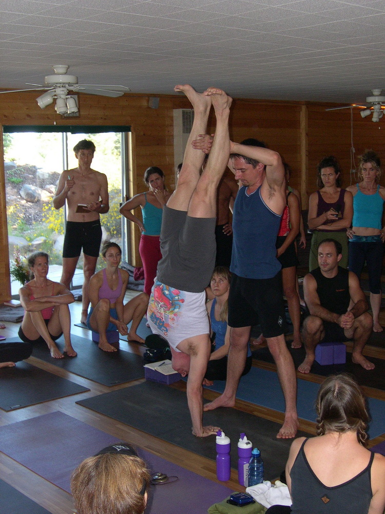 John one arm handstand